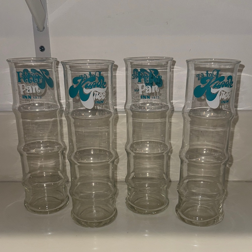 VINTAGE 1970s Peter Pan Inn & Kapok Tree Inn Souvenir Glasses MCM Tiki Set of 4